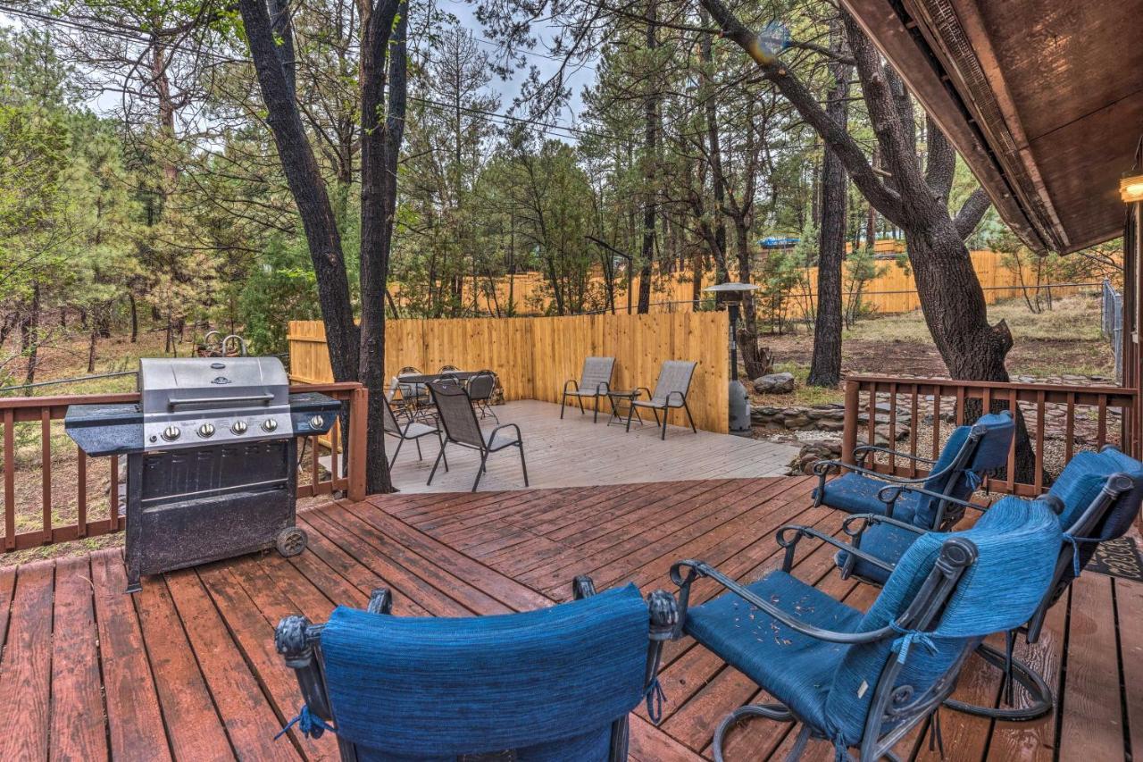 Rustic Ruidoso Cabin With Large Deck And Grill! Exterior photo